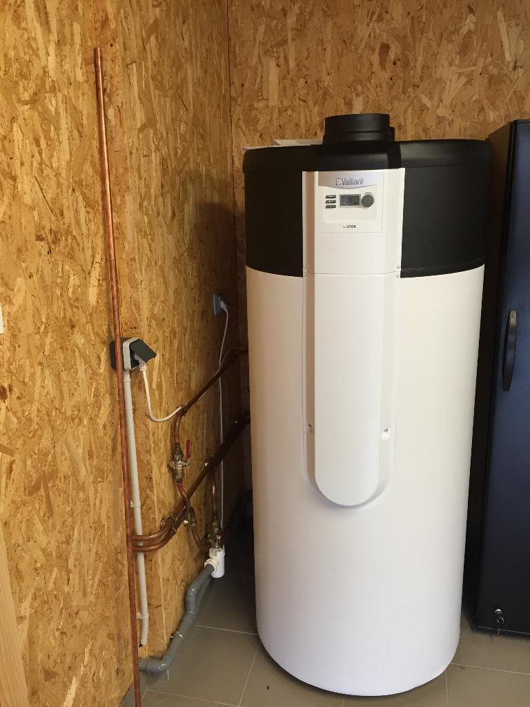 Installation d'une pompe à chaleur Vaillant, tuyauterie cuivre